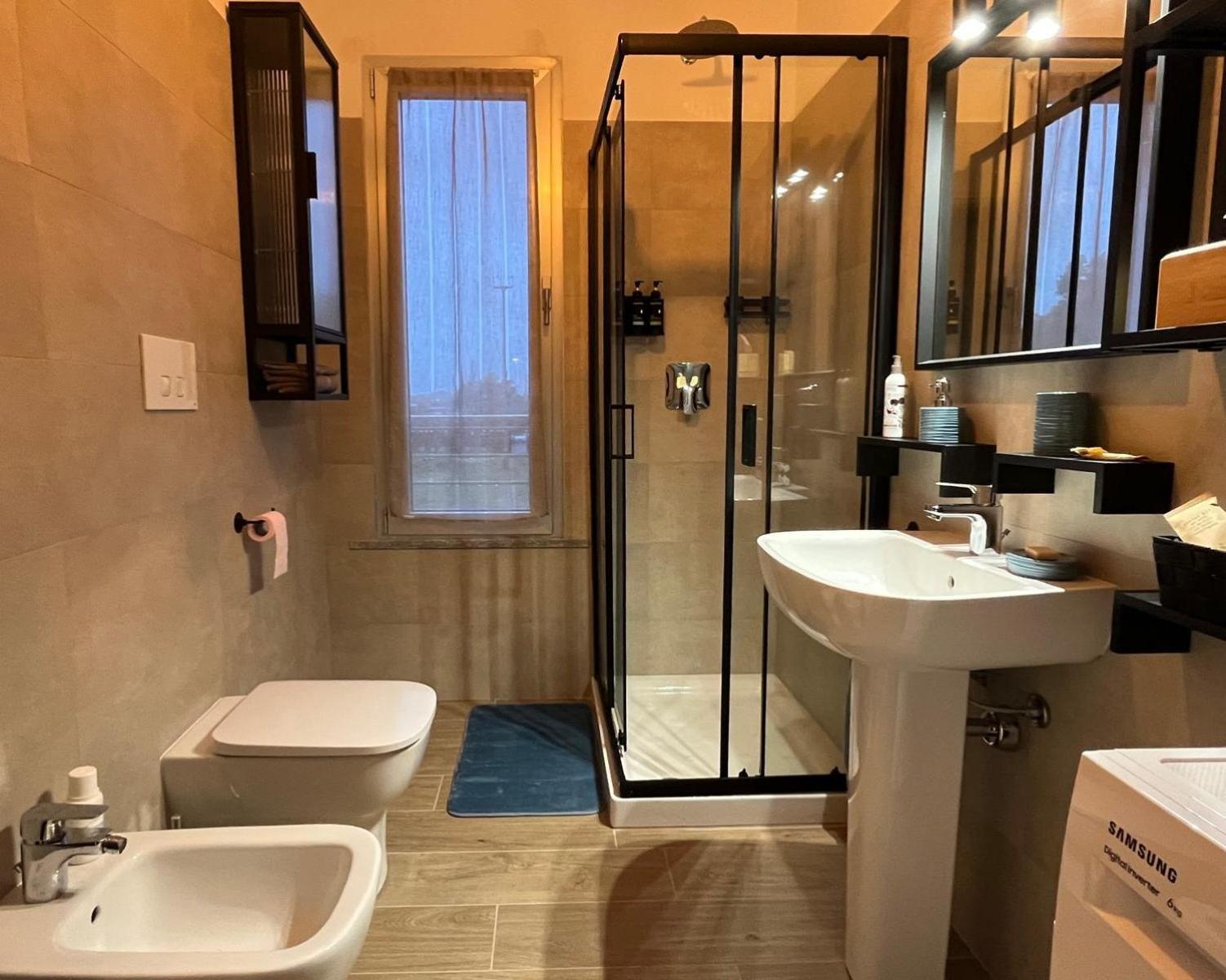 Boutique House La Fenice Piacenza Buitenkant foto